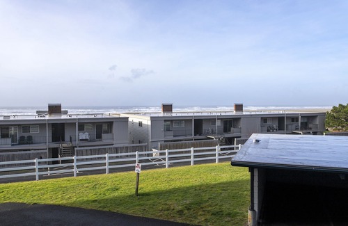 Gearhart Condo | V473 1st Floor 2 Bedroom, ocean view, No cleaning fees