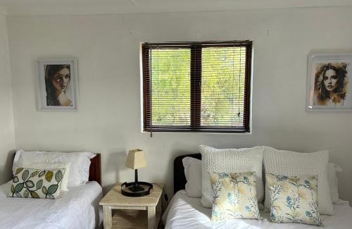 Baviaans Apartment | Vaalwater Lodge & Bush Camp