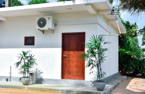 Kosgoda House | Vaaru Beach Villa
