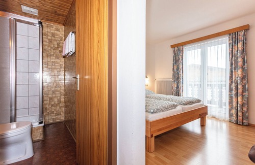 Bruck an der Grossglocknerstrasse House | Vacation home Alpenrose