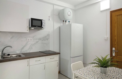 Vegueta Apartment | Vacation Home "Massimo Tipo 2" with Mountain View, Terrace & Wi-Fi