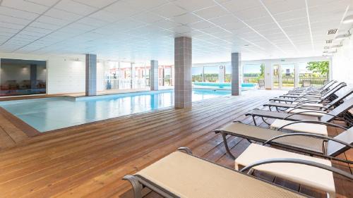 Roz-sur-Couesnon Hotel | Vacancéole - Le Domaine du Mont - Mont St Michel