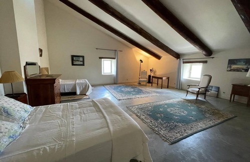 Orange Other | Vacances Hors du Commun Dans un Lieu Dexception