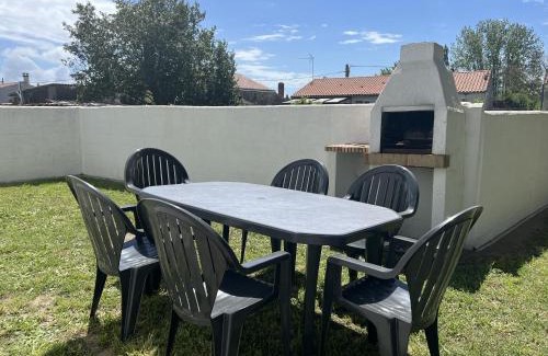 Le Chateau-d'Oleron House | Vacances reposantes a Oleron