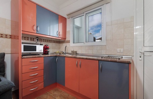 Aguimes Apartment | Vacation Apartment 'Unidad A' with Sea View, Wi-Fi and Air Conditioning