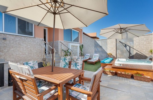 Caleta de Fuste House | Vacation Home 'Kentia' with Sea View, Private Terrace and Wi-Fi