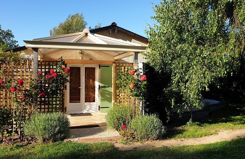 Loire-Authion House | vacation 10km ANGERS house 4 pers CASTLES LOIRE GITE FACING THE FOREST