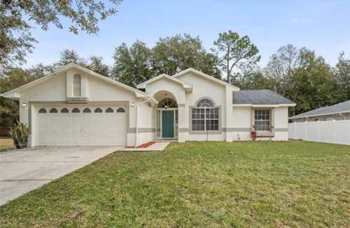 Doral Woods House | Vacation 3-bed/2bath house with renovated pool!