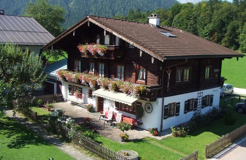 Schoenau am Koenigssee Apartment | Vacation apartment Untersberg, up to 4 persons, 110 sqm, 1 bedroom, balcony