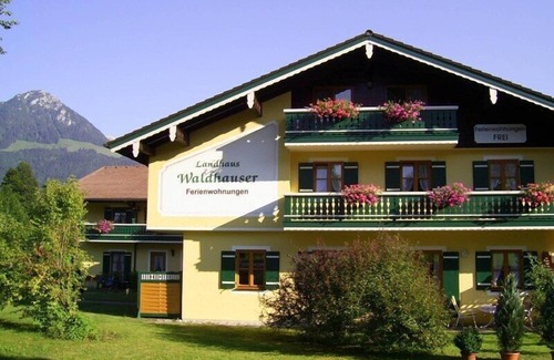 Oberschonau Apartment | Vacation apartment no. 5, 2-4 persons, 47 sqm, 2 bedrooms, balcony