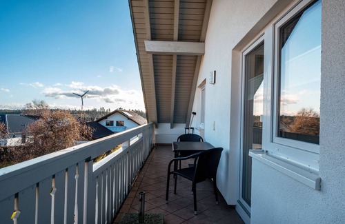 Uehlingen-Birkendorf Apartment | Vacation apartment “Schwalbennest” for 2-4 persons with large balcony