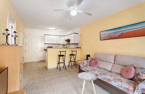 Puerto de Santiago Apartment | Vacation Apartment "Sol y Mar" with Shared Pool, Private Balcony & Wi-Fi