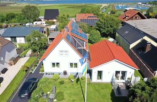 Wulfen Apartment | Vacation apartment/apartment for 7 guests with 95m² in Fehmarn OT Wulfen (76151)