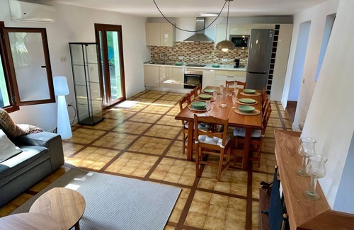 La Solana Apartment | Vacation Apartment 'Finca El Solis' with Mountain View, Wi-Fi and Air Conditioning