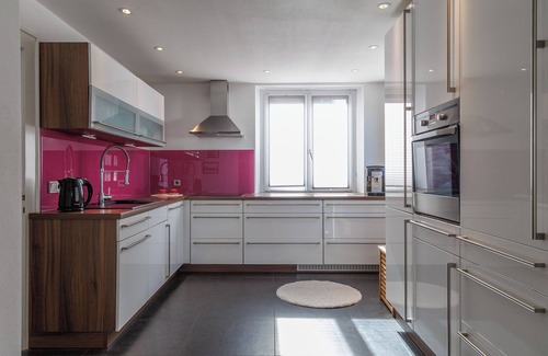 Kempten Apartment | Vacation apartment for 6 people in the Allgäu, garden, jacuzzi, pets welcome