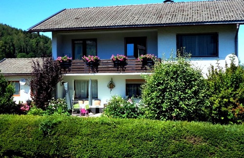 Marquartstein Apartment | Vacation apartment for 2-4 persons, 80 sqm, 2 bedrooms, balcony