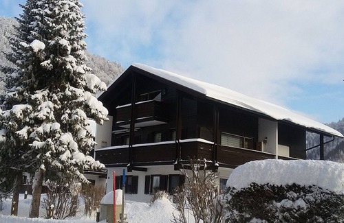 Entfelden Apartment | Vacation apartment 52sqm with sunny terrace and mountain view