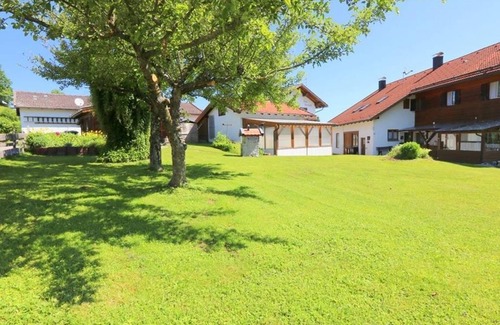 Saulgrub Apartment | Vacation apartment (1-2 pers., 1 bedroom) - Ferienwohnung Wetzstein