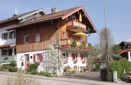 Bad Endorf Apartment | Vacation apartment, 58 sqm 1st floor, 2 separate bedrooms