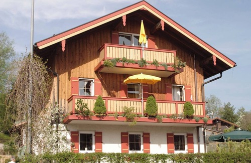 Bad Endorf Apartment | Vacation apartment, 58 sqm 1st floor, 2 separate bedrooms