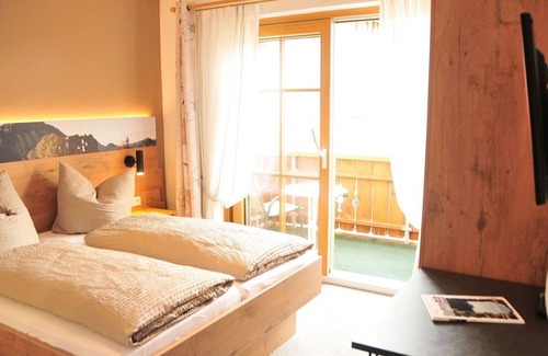 Steinach Bed & Breakfast | Vacation apartment 5 - Pension Vendel
