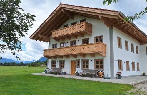 Uebersee Apartment | Vacation apartment 90 sqm with balcony
