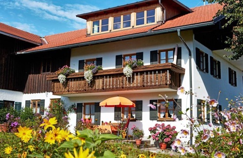 Nesselwang Apartment | Vacation apartment Alpspitz, 2 bedrooms, bath/shower/WC - Kögel, vacation home