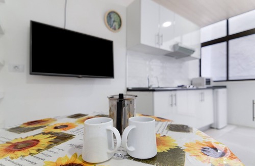 San Fernando Apartment | Vacation Apartment 'Apartamento Con Jardín' with Mountain View, Private Garden and Wi-Fi