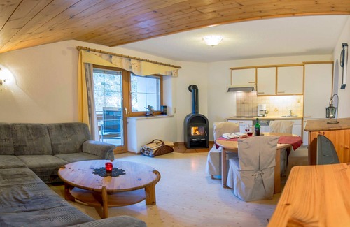 Tannheim Apartment | Vacation apartment Anna - BergQuell