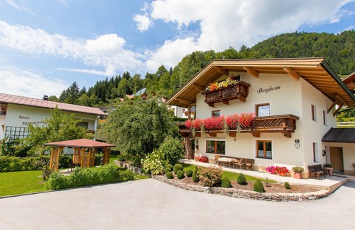 Walchsee Apartment | Vacation apartment/apartment for 5 guests with 70m² in Schwaigs (128151)