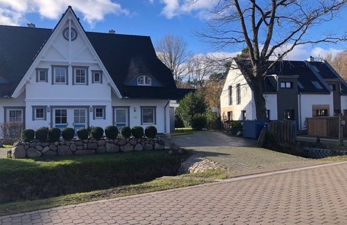 Zingst Apartment | Vacation apartment/apartment for 3 guests with 74m² in Zingst (21938)
