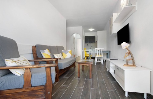 Tarajalejo Apartment | Vacation Apartment 'Buena Fuerte Apartamentos Playa' with Sea View, Shared Terrace and Wi-Fi