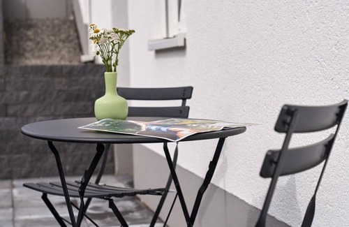 Mehren Apartment | Vacation apartment Buks - apartment, bathroom, WC, 1 bedroom