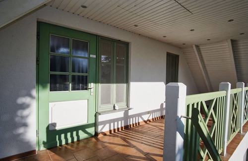 Wiek Apartment | Vacation apartment close to the beach with sea view - Ferienhaus Strandlatscher FeWo 03