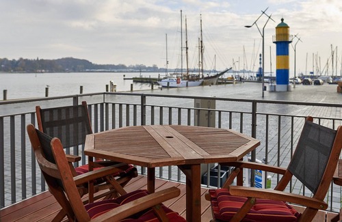 Eckernfoerde Apartment | Vacation apartment/apartment for 5 guests with 90m² in Eckernförde (121123)