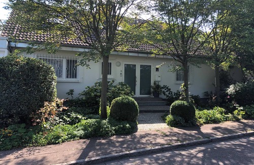 Muellheim Apartment | Vacation apartment, 100sqm, with garden, 1 bedroom for 2 persons