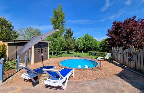 Schwartbuck Apartment | Vacation apartment Ackerblick on a beautiful vacation farm near the Baltic Sea