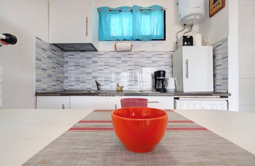 Corralejo Apartment | Vacation Apartment 'Dunes To Explore and Relax' with Shared Pool, Private Terrace and Wi-Fi