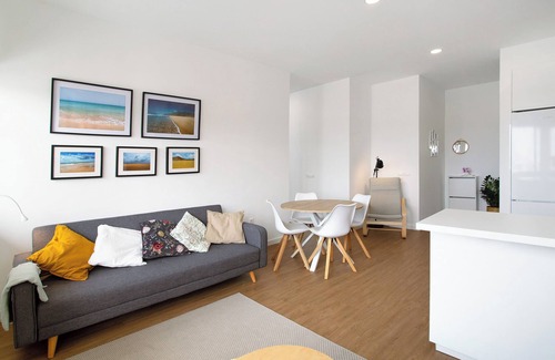 Vegueta Apartment | Vacation Apartment 'El Balcón De Triana' with Sea View, Balcony and Wi-Fi