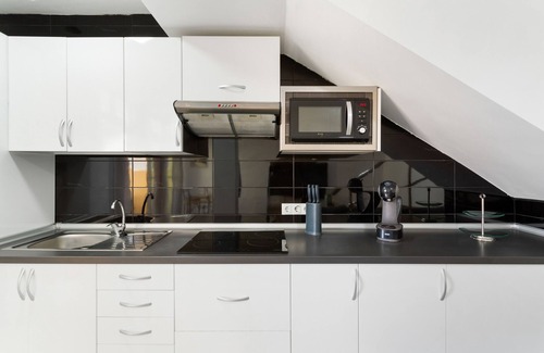 Sonnenland Apartment | Vacation Apartment 'Exclusive Sonemar' with Shared Pool and Wi-Fi