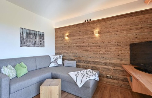 Rofleuten Apartment | Vacation apartment Edelsberg No. 3 on the first floor - Landhaus am Rosenbächle
