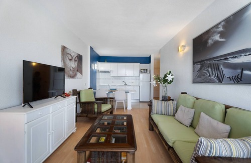 Bajamar Apartment | Vacation Apartment 'Edificio Nautilus' with Sea View and Wi-Fi