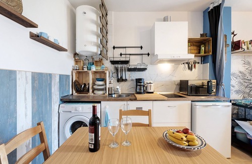 Los Abrigos Apartment | Vacation Apartment 'Los Abrigos Oceano Al Alba Wifi' with Sea View and Wi-Fi