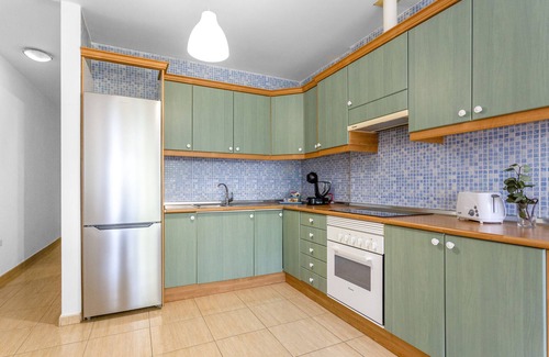 Puerto Lajas Apartment | Vacation Apartment 'Somar' with Mountain View, Private Terrace and Wi-Fi