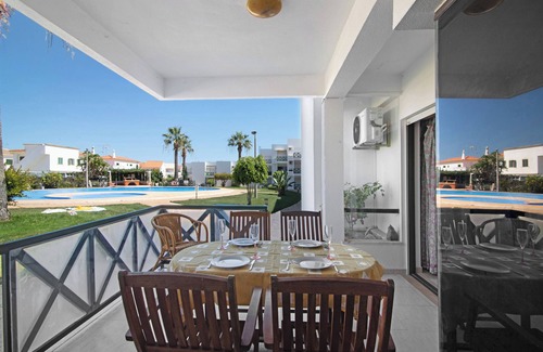Altura Apartment | Vacation Apartment "Espiral" with Shared Pool, Private Terrace & A/C