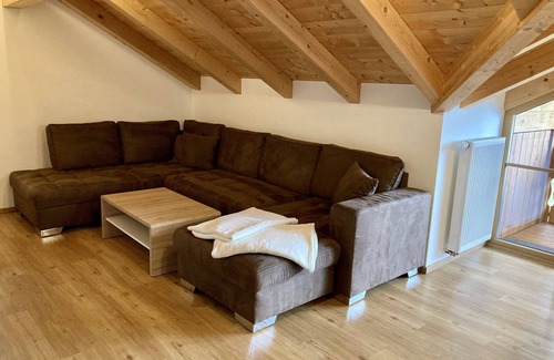 Piding Apartment | Vacation apartment Fagerer Bergblick, 3 bedrooms, 90sqm, top floor