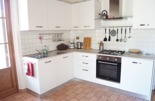 Castiglione del Lago Apartment | Vacation apartment "Farfalla" with lake view in Vaiano, Umbria