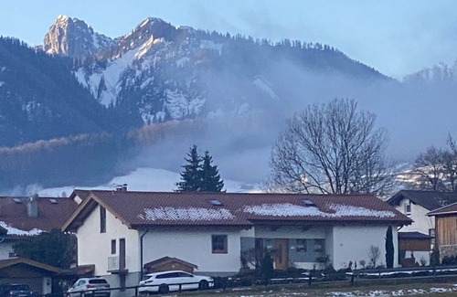 Ruhpolding Apartment | Vacation apartment Haas 65 sqm, 1 bedroom, 1 living room, dining kitchen, bathroom with shower, WLAN