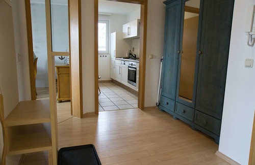 Gohren Apartment | Vacation apartment in a central location and with balcony - Villa Karola FeWo 18