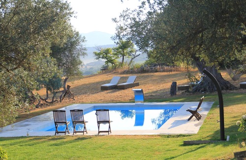 Caldana Apartment | Vacation apartment in Tuscan stone house with panoramic pool and air conditioning